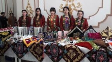 Нақши занон дар ҳифз ва рушди ҳунарҳои мардумӣ
