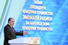 Дари маърифат бар касонест боз...