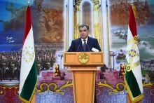 16-уми ноябр рӯзи Президент