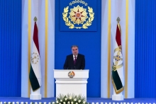 Шарҳи мухтасари Паёми Пешвои миллат оид ба хизматҳои шабонарӯзии кормандони мақомоти ҳифзи ҳуқуқ ва баланд бардоштани музди маоши онҳо