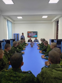 Озмуни “Донандагони якчанд забон” дар Академияи ВКД