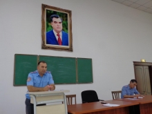 Вохӯрӣ судманд бо ҳайати омӯзгорон ва курсантон