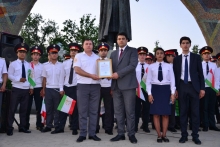 Тараннуми суруди ҷавонӣ бахшида ба 25-солагии Ваҳдати миллӣ